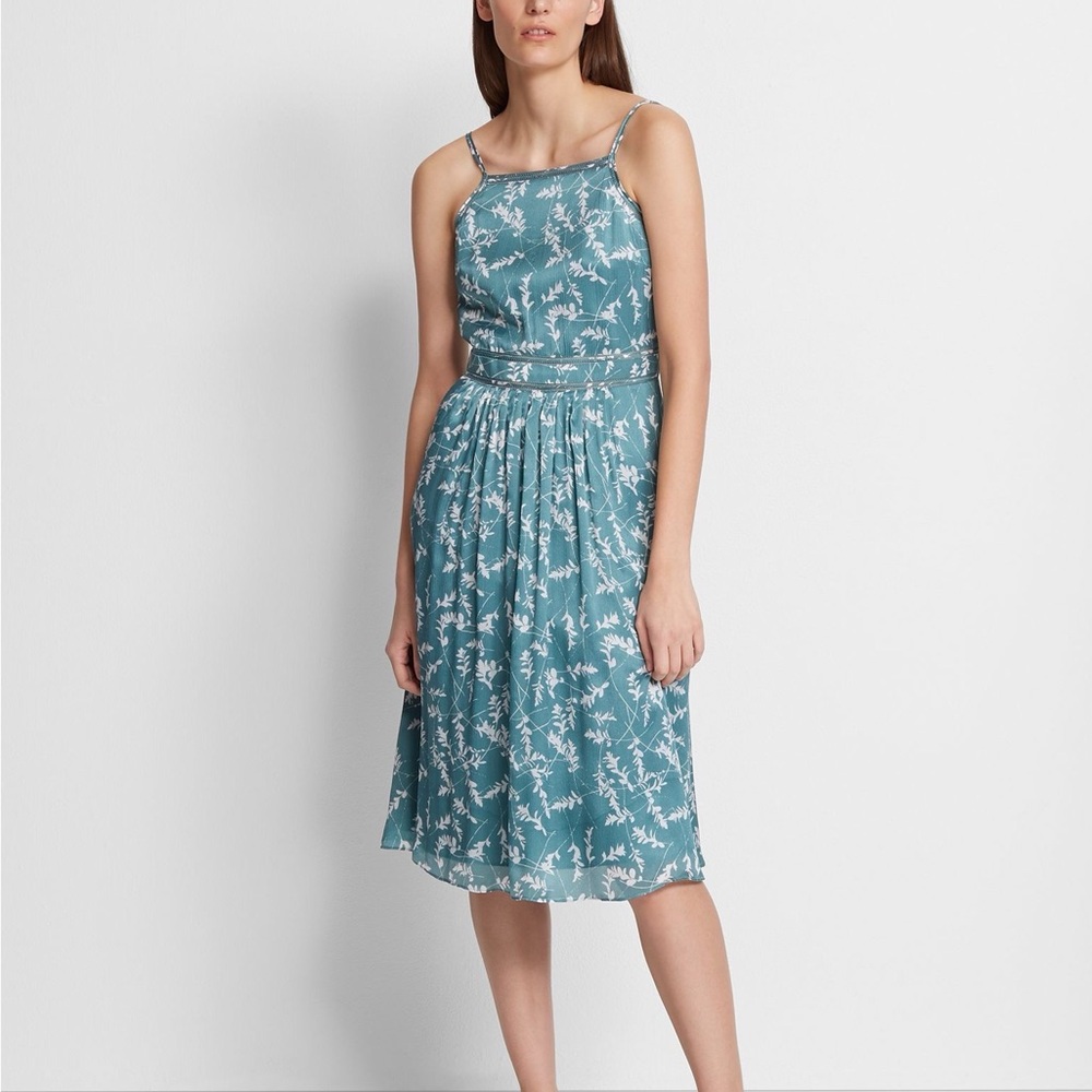 club monaco blue floral dress Club Monaco Dress Klarika Very Light Pink/Blue Floral Print Silk Size Celebrity Owned